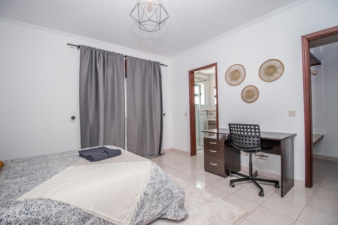 Charming Private Rooms In An Apartment A2 Penha - Distrikt Faro Exterior foto