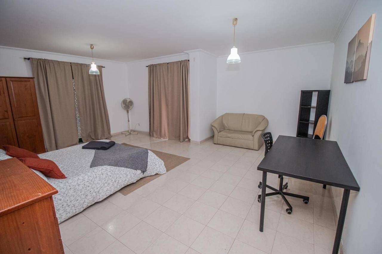 Charming Private Rooms In An Apartment A2 Penha - Distrikt Faro Exterior foto